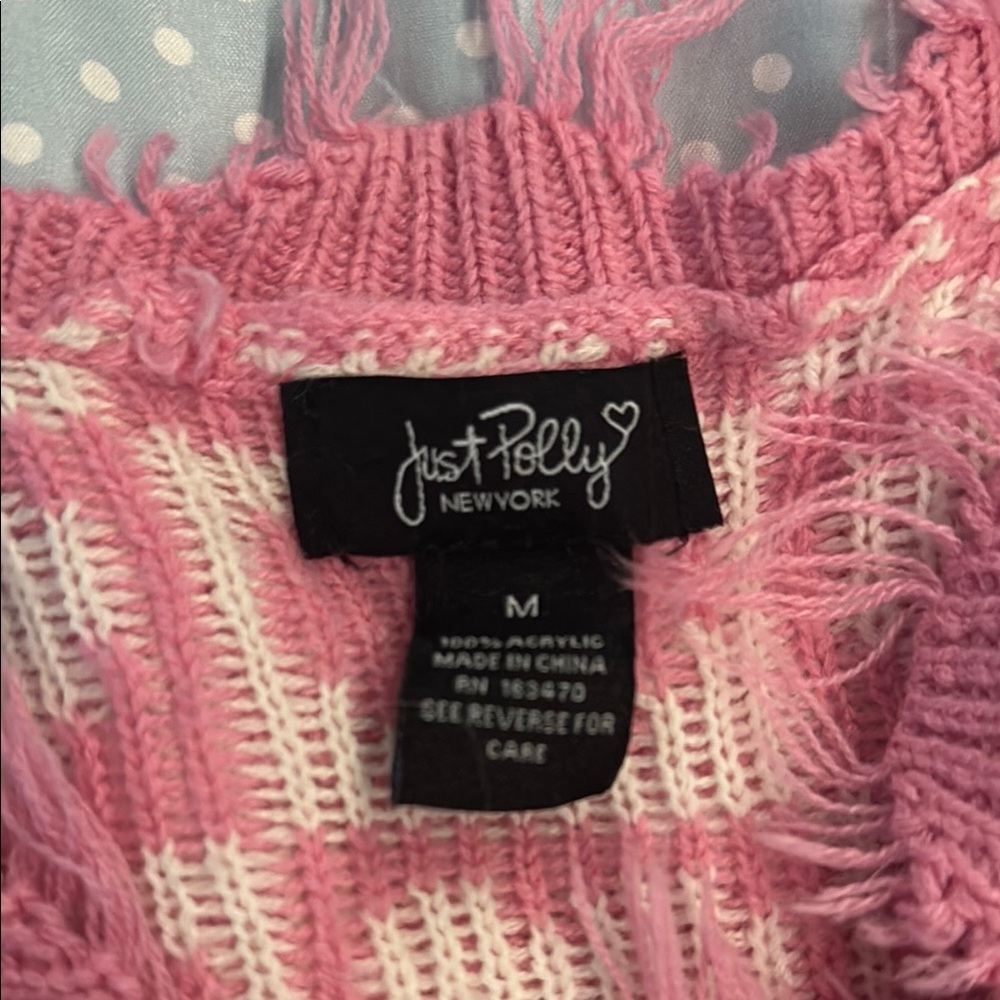 Pink Heart Pattern Sweater - Picture 2 of 3